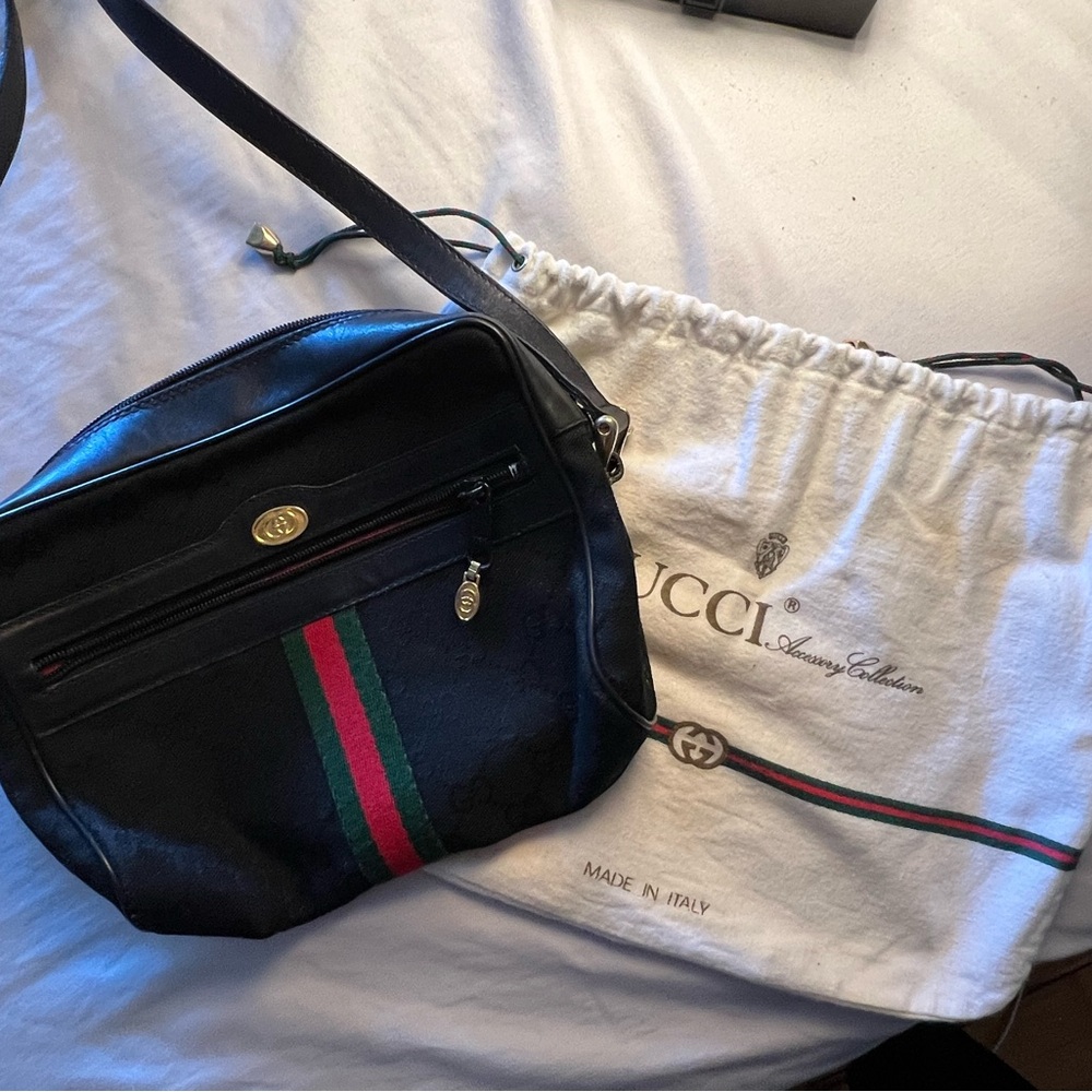 * Black Friday sale* Auth. Vintage Gucci Ophidia Crossbody Bag